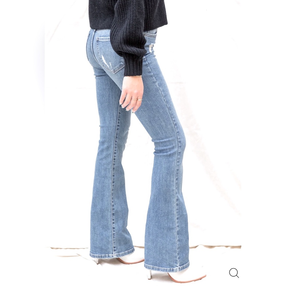 Hidden Happy Flare Jeans